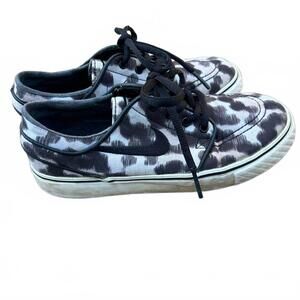 Nike Zoom SB Stefan Janoski Lace Up Canvas Sneakers | Kids Size 2Y